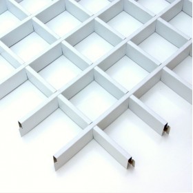 Грильято-Е элемент решетки "мама" 100х100 мм H=40 мм L=0,6 м белый матовый, шт