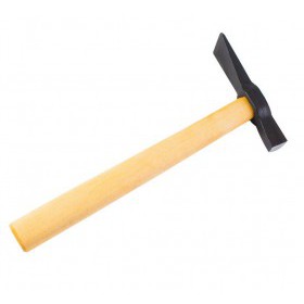 Молоток-кирочка деревянная рукоятка, 600 г, шт
